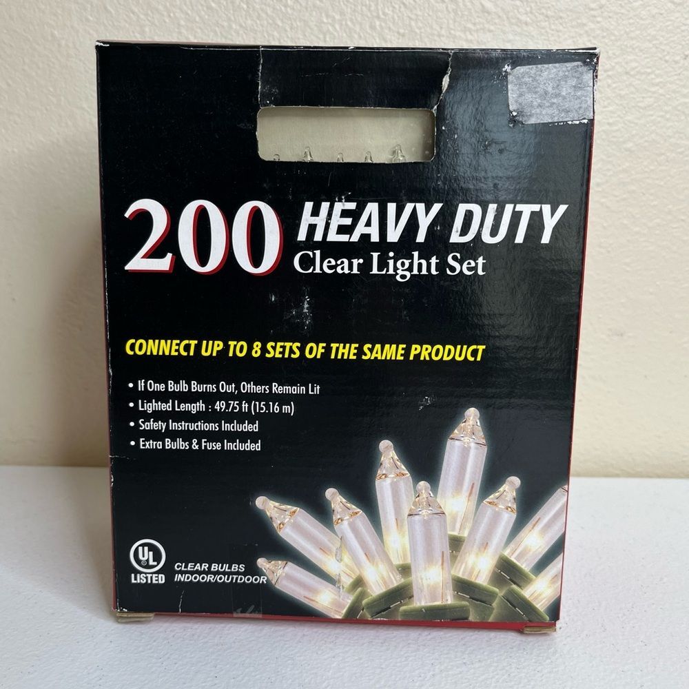 Heavy Duty Clear Light 200 Bulb Light Set 49.75 Ft Lighted Length New In Box
